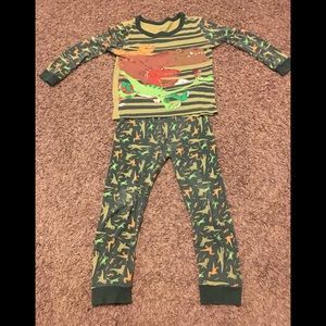 2 piece boys pajama set size 6